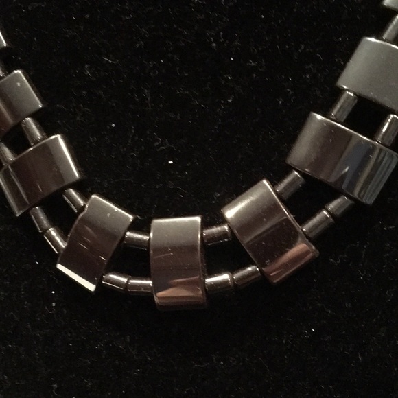 NWOT Hematite Cleopatra style necklace - Picture 2 of 4
